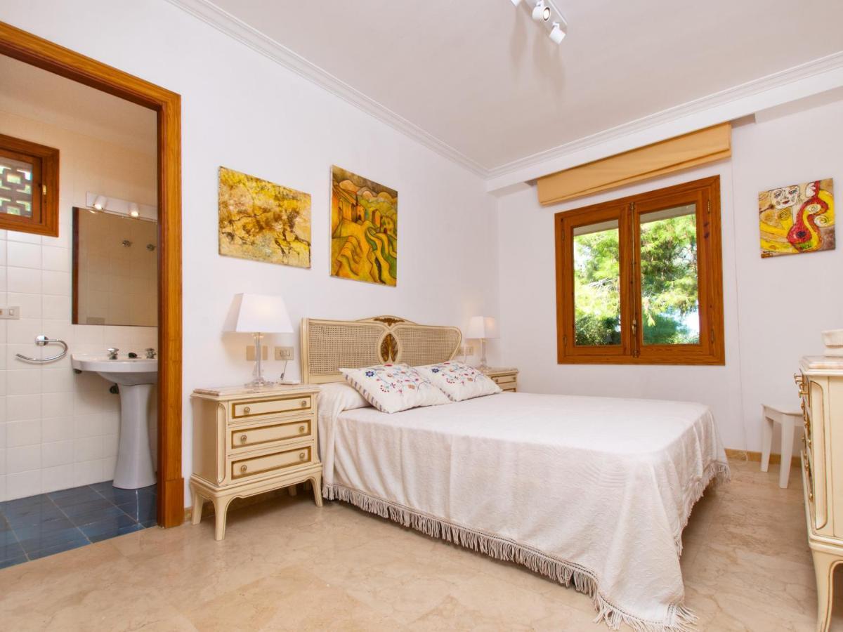Villa Tita De Manresa, Con Jardines Y Vista Mar Alcudia  Exterior foto